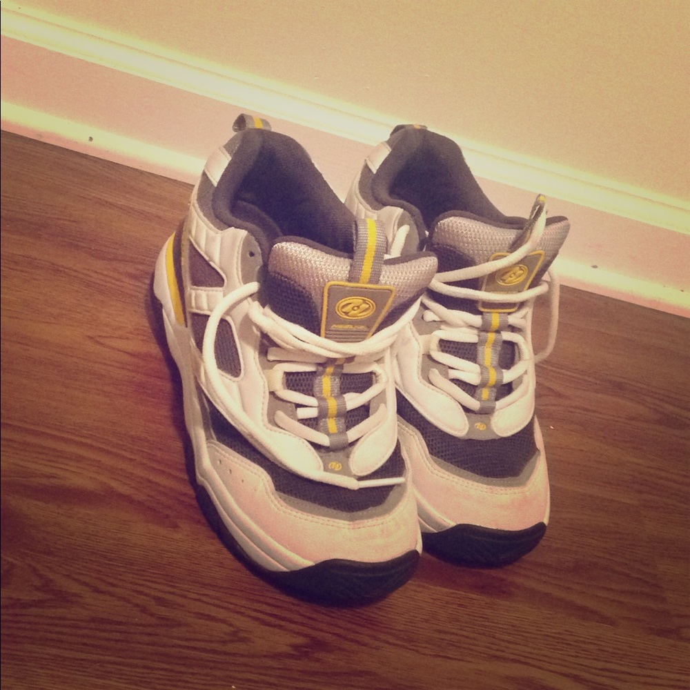 Heelys size 10 men white/black/yellow